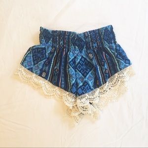 Forever 21  Blue Print Shorts Size S